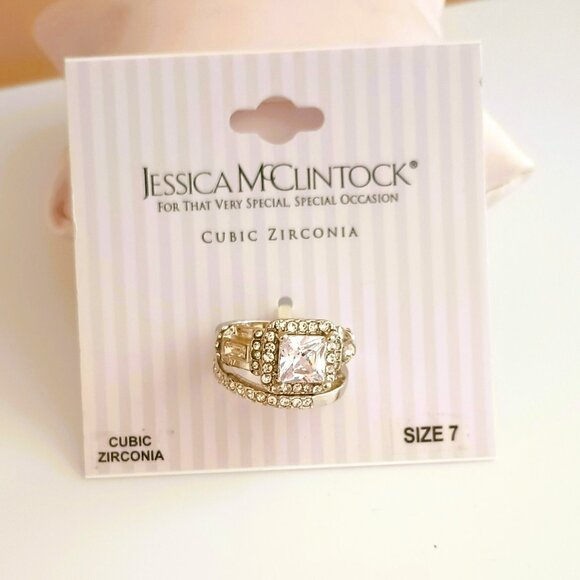Jessica Mcclintock Cubic Zirconia Ring Set 7 Silver Emerald Cut Ring & Band NEW - Picture 2 of 4
